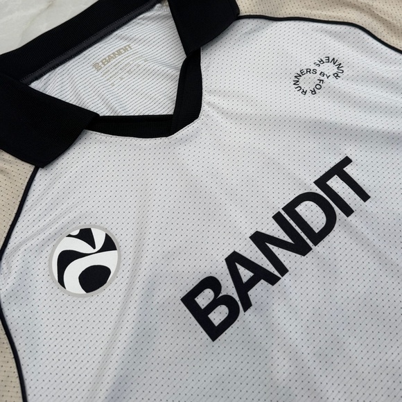 Bandit Running 2022 Unisex Lightweight Micromesh LS Soccer Jersey Replica Shirt - Picture 6 of 7